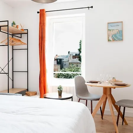 Washington 2 Apartment *